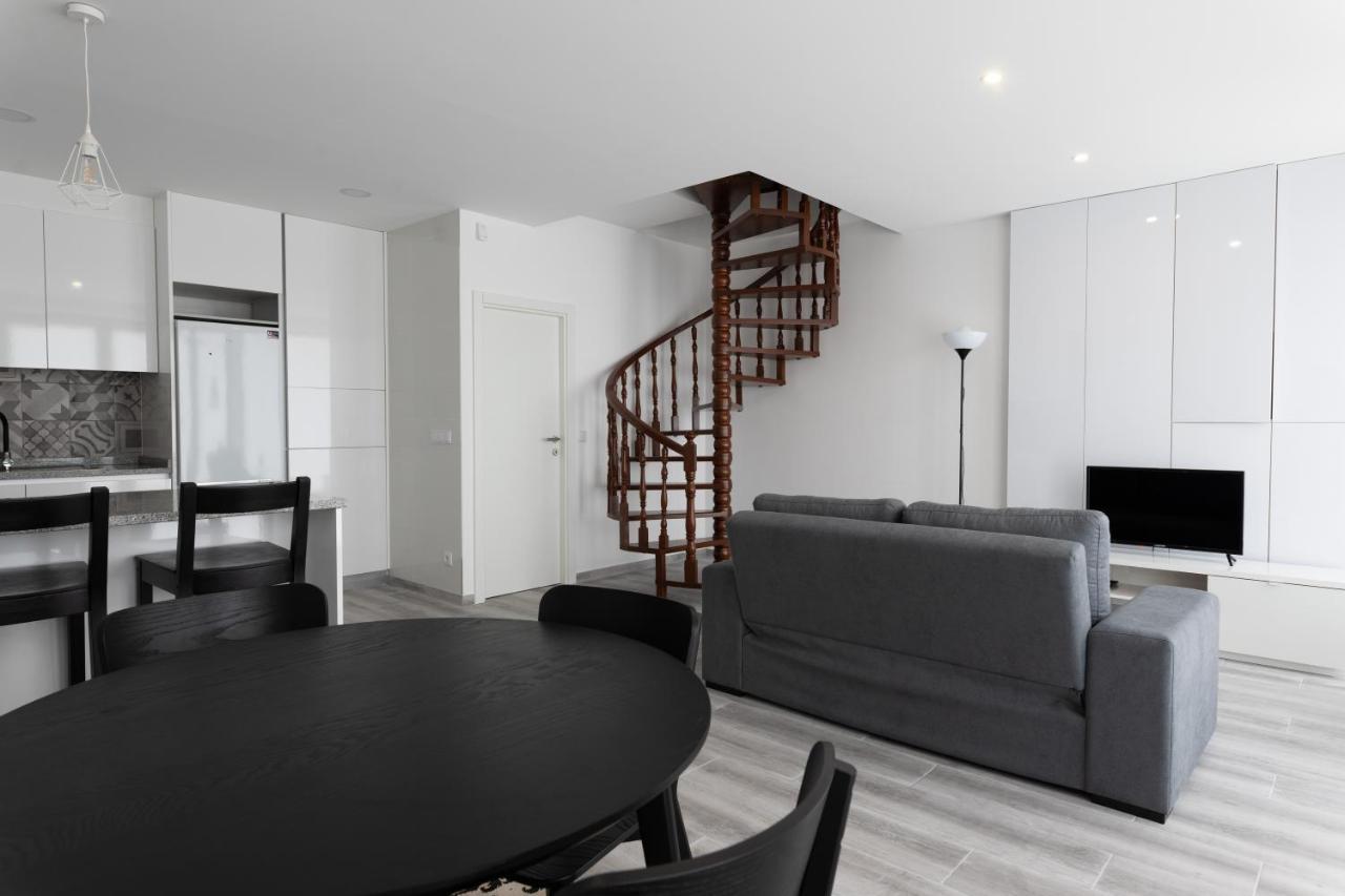 Lua Azul Apartamento Apartment บีลาโนวาเดกายา ภายนอก รูปภาพ