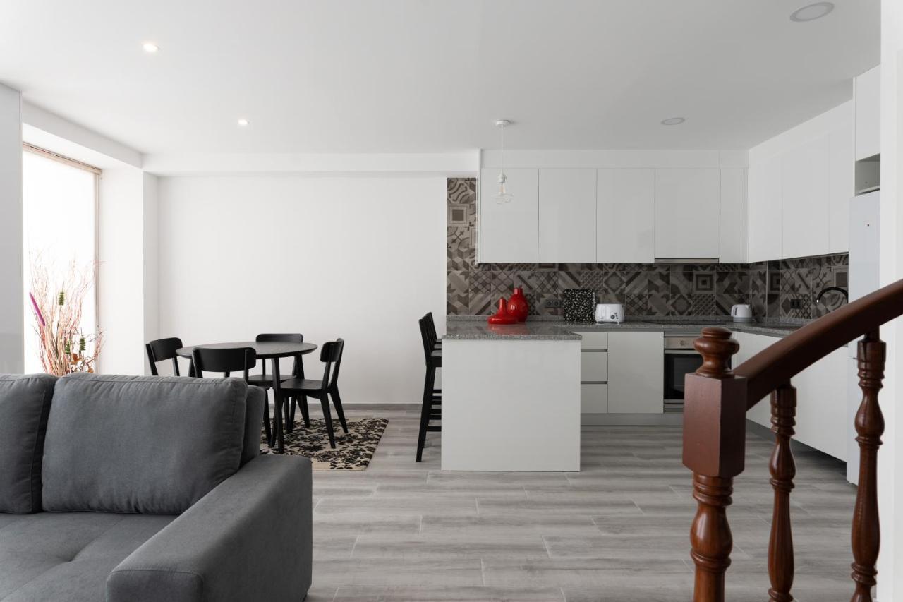 Lua Azul Apartamento Apartment บีลาโนวาเดกายา ภายนอก รูปภาพ